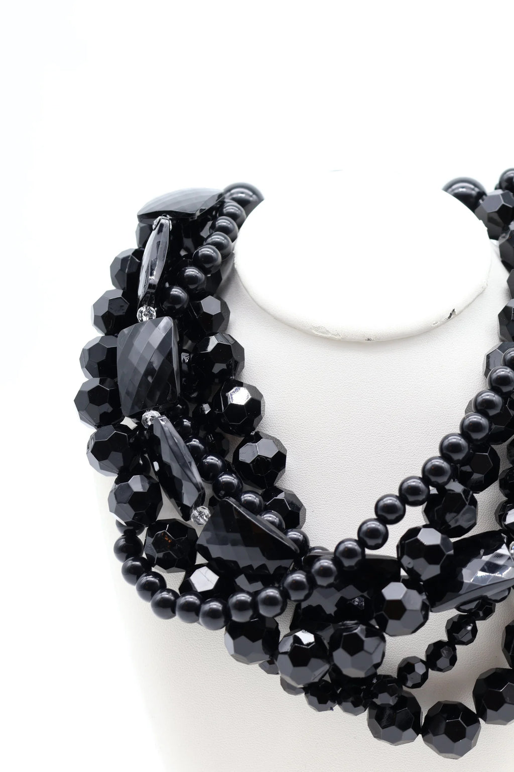 Collar Negro Vueltas
