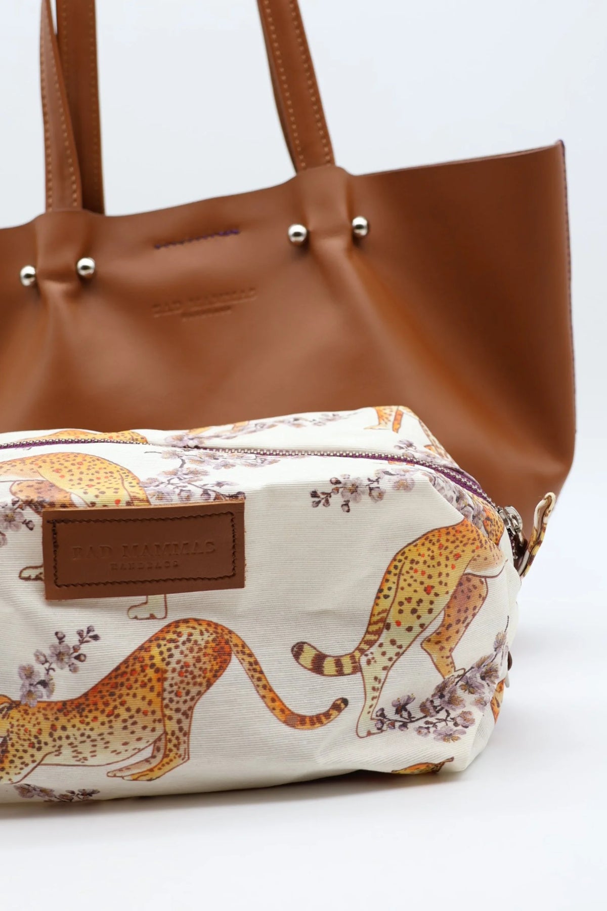 Bolso Piercing Camel