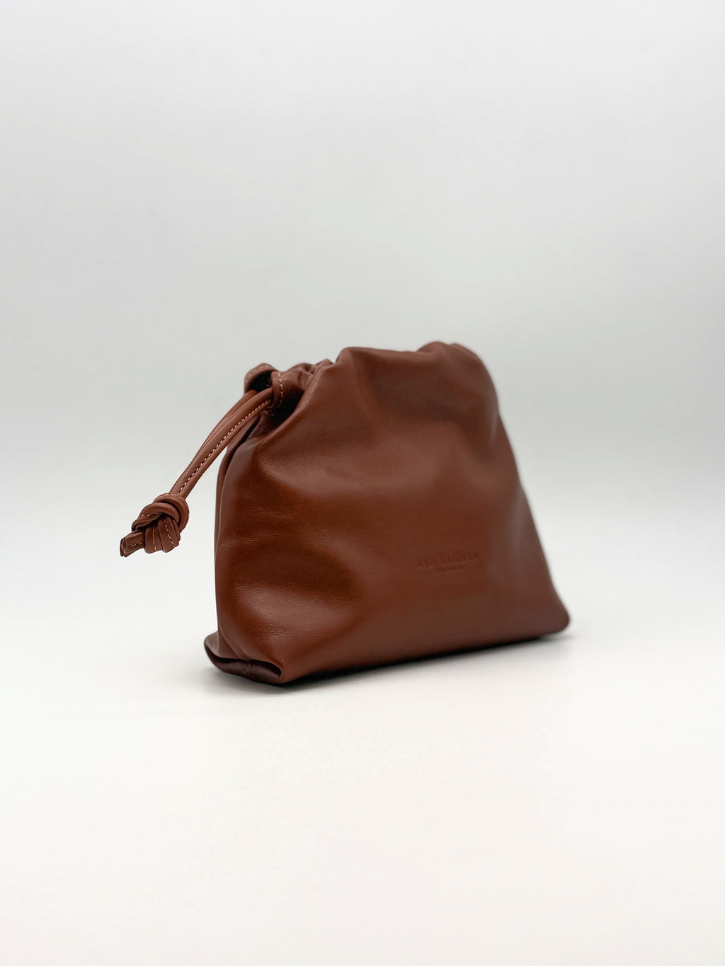 Pouch Pia Toffe